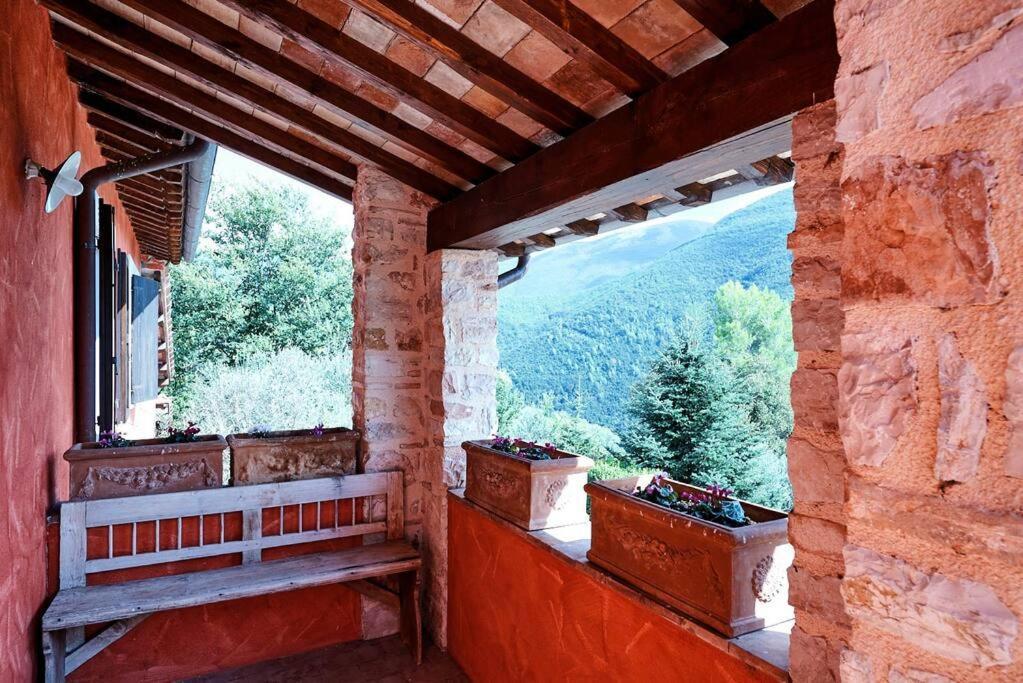 הוילה Castel San Felice Casale Rosso מראה חיצוני תמונה